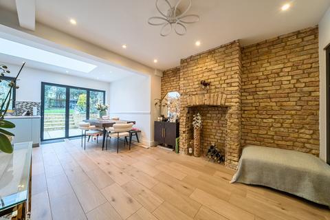 2 bedroom terraced house for sale, Albany Road, Chislehurst, Kent, BR7