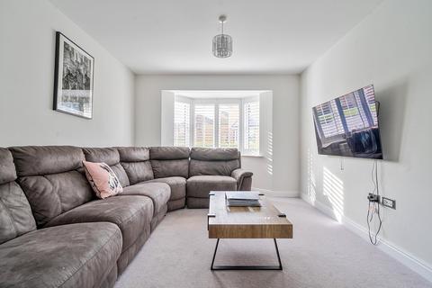 undefined, Pakenham Road, Bracknell RG12