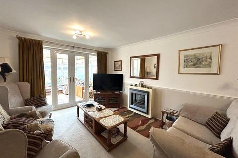 3 bedroom semi-detached bungalow for sale, Greenbush Drive, Halesowen