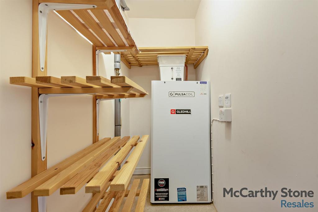 8678247-interior01-800.jpg