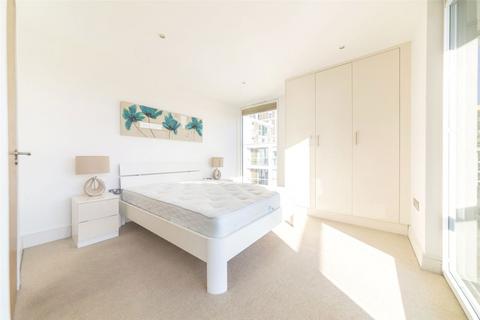 2 bedroom flat to rent, Lanterns Way, London E14