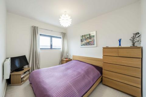 1 bedroom flat for sale, Drayton Park, London N5
