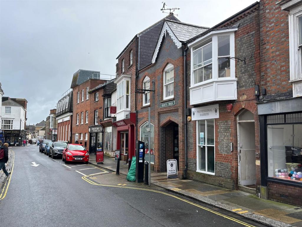Pyle street front.jpg