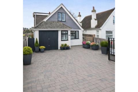 4 bedroom detached bungalow for sale, Baldwin Road, Sheerness, ME12