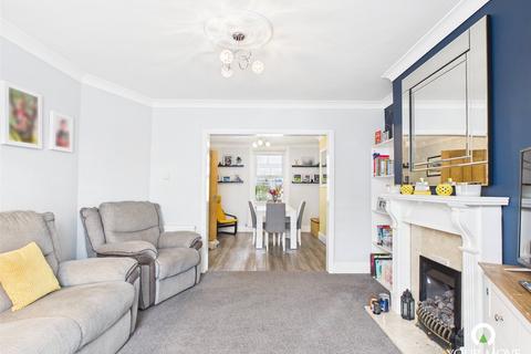 2 bedroom terraced house for sale, Addiscombe Road, Margate CT9