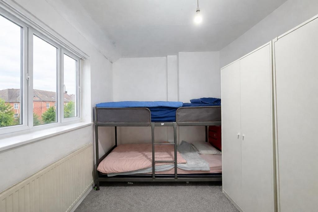 Room 2.png