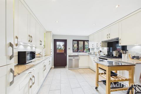 4 bedroom detached house for sale, Acres End, Chelmsford, CM1