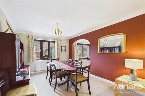 4 bedroom detached house for sale, Acres End, Chelmsford, CM1