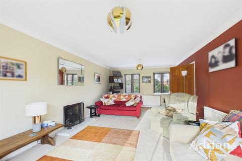 4 bedroom detached house for sale, Acres End, Chelmsford, CM1
