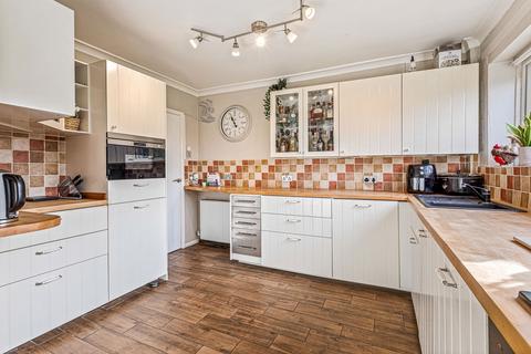 2 bedroom semi-detached house for sale, Queens Drive, Leicester LE19