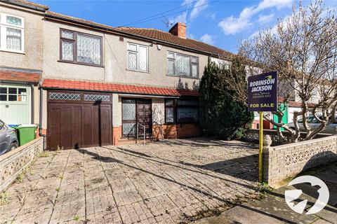 5 bedroom semi-detached house for sale, Park Approach, South Welling, Kent, DA16