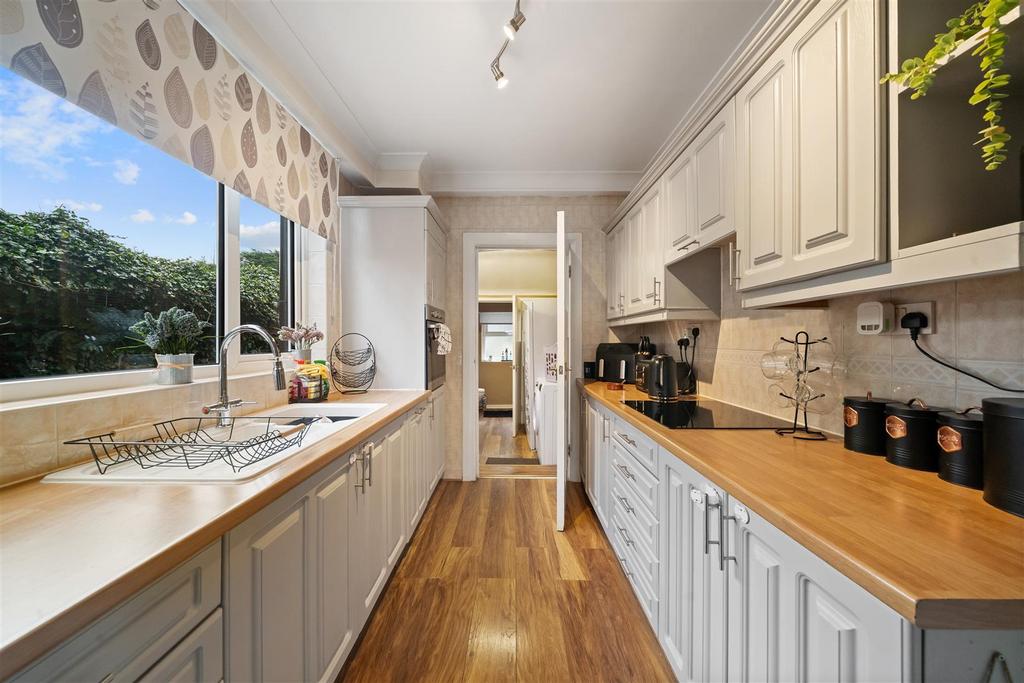Kitchen.jpg