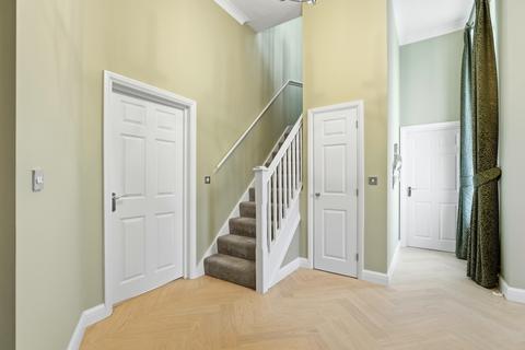 3 bedroom duplex for sale, Wilde Court, Napsbury Park AL2