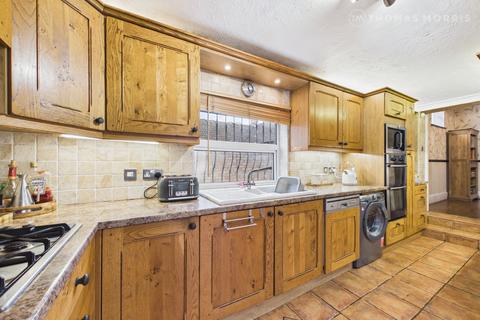 4 bedroom detached house for sale, Stukeley Road, Cambridgeshire PE29