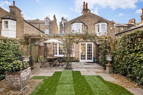 5 bedroom semi-detached house for sale, Thornton Avenue, London W4.