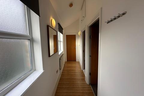 1 bedroom flat to rent, 1 Bed Flat, Olive Grove, N15