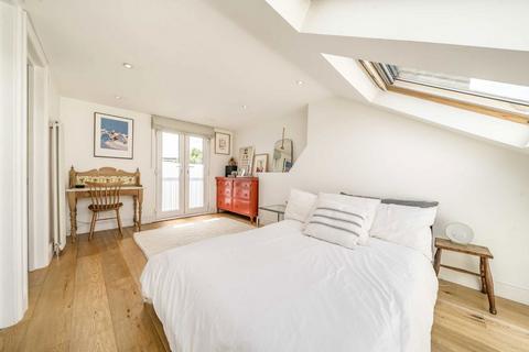 3 bedroom house for sale, Graveney Road, London SW17