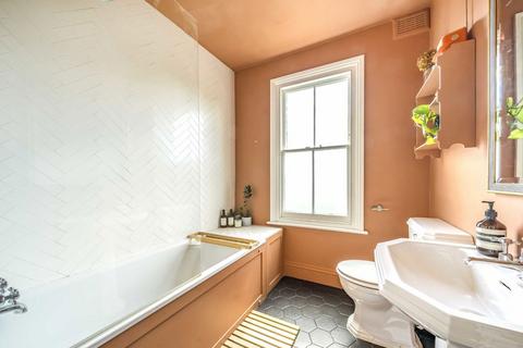 3 bedroom house for sale, Graveney Road, London SW17