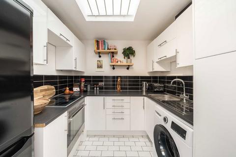 1 bedroom flat for sale, Thrale Road, London SW16