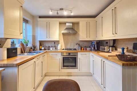 2 bedroom terraced house for sale, Farm Close, Ampthill, Bedfordshire, MK45