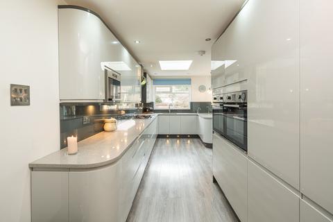 5 bedroom semi-detached house for sale, Virginia Road, Thornton Heath CR7