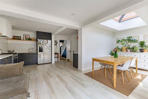 3 bedroom semi-detached house for sale, Chandler Road, Basingstoke, RG21