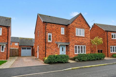 3 bedroom detached house for sale, Turnpike Way, Ashbourne, DE6