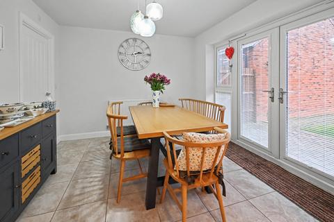 3 bedroom detached house for sale, Turnpike Way, Ashbourne, DE6