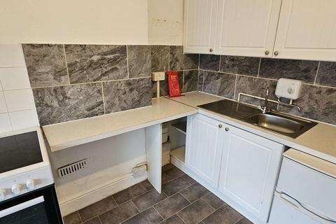 undefined, Luton LU1