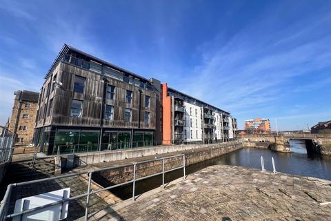 undefined, Hebble Wharf, Wakefield WF1