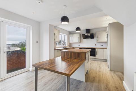 4 bedroom detached house for sale, Salisbury Road, Dronfield