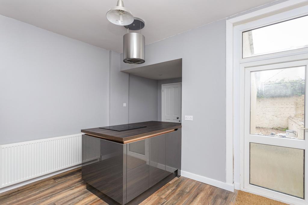 Dining room/kitchen