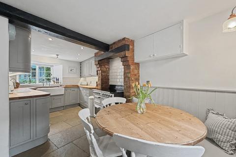 undefined, Thatch Cottage, 23 Main Road, Crick, Northamptonshire, NN6 7TU