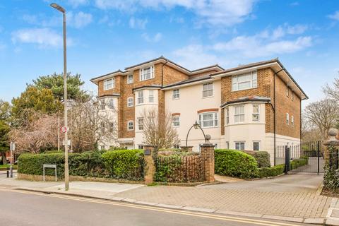 2 bedroom flat to rent, Kings Court, 1 Bessborough Road, London