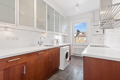 3 bedroom maisonette to rent, South Villas, London