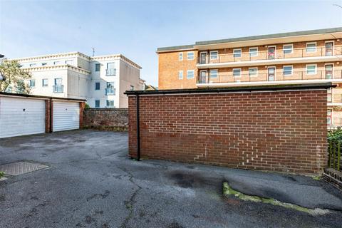 undefined, Palmeira Avenue, Hove