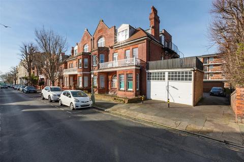 undefined, Palmeira Avenue, Hove