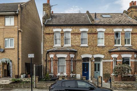 4 bedroom end of terrace house for sale, Sarsfeld Road, London SW12