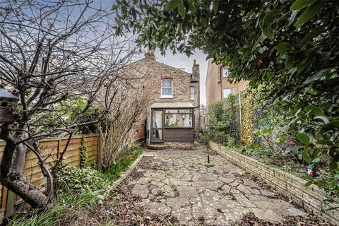 4 bedroom end of terrace house for sale, Sarsfeld Road, London SW12