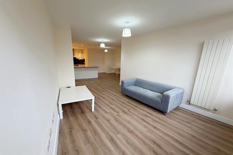 2 bedroom flat to rent, Bournemouth