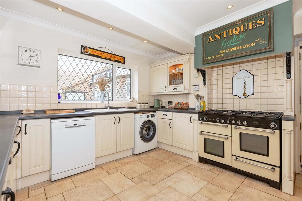 Littlehampton Rd 14.jpg