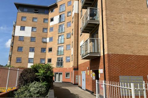 2 bedroom flat to rent, Keel Point, Ship Wharf, Colchester CO2