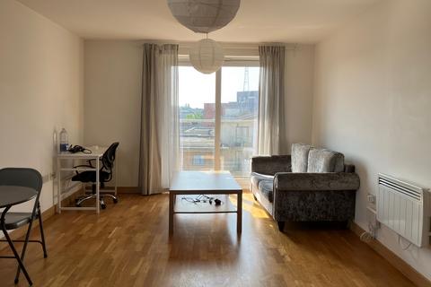 2 bedroom flat to rent, Keel Point, Ship Wharf, Colchester CO2