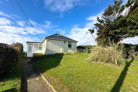 2 bedroom bungalow for sale, Warren Road, Brean, Burnham-on-Sea, Somerset, TA8