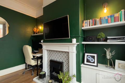 3 bedroom terraced house for sale, 44 Langford Street, Leek, ST13 8AY