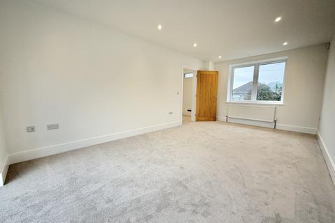 3 bedroom detached house for sale, Dunstall Gardens, St. Marys Bay, Kent
