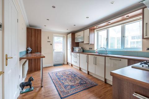 4 bedroom detached house for sale, Musketeer Way, Dussindale