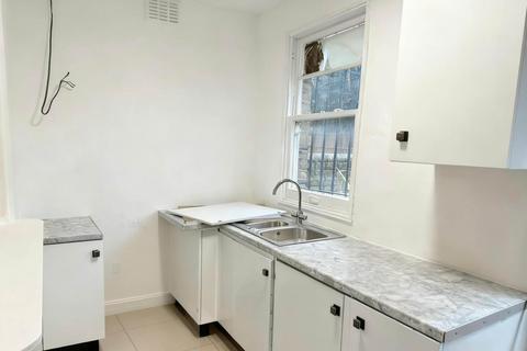 1 bedroom apartment to rent, Sutton Court Road, London