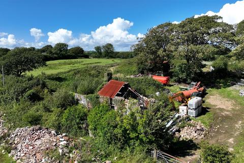 3 bedroom property with land for sale, Pengwern Common, Llethryd