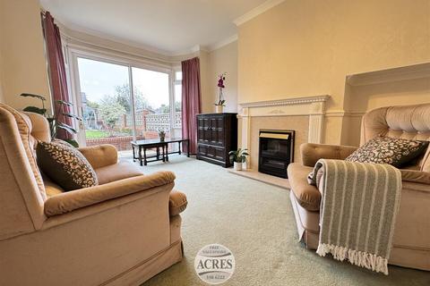 3 bedroom semi-detached house for sale, Booths Farm Road, Great Barr, Birmingham